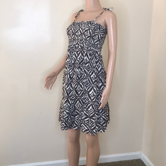 Motherhood maternity printed sundress medium - Picture 3 of 7